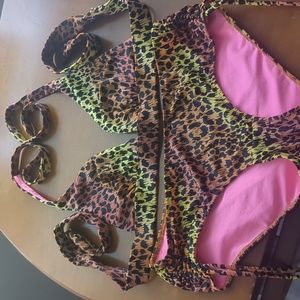 Victoria's Secret Swim Suit With Removable Pads